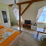 Hotel Alster 3*