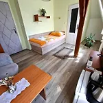 Alster Hotel