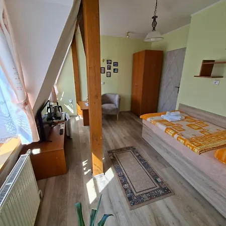 فندق Alster Jevíčko