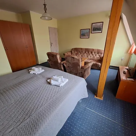 فندق Alster Jevíčko