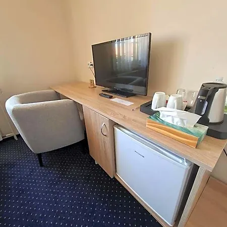 Hotell Alster 3*